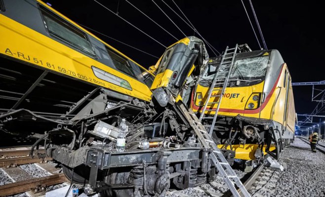 Причиной трагедии стала конструкционная ошибка, сообщил RegioJet. Спальные вагоны выведены из эксплуатации