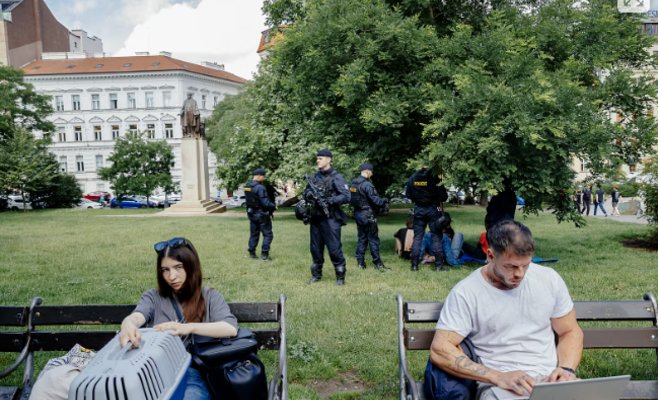 Полиция в состоянии готовности из-за угрозы теракта: задержан иностранец