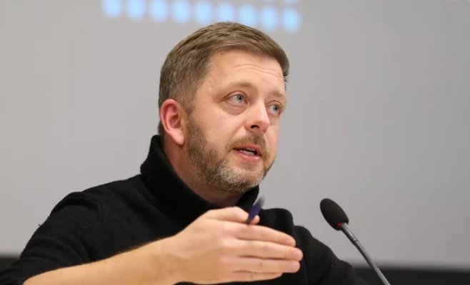 Ракушан сначала хвалил действия полиции на факультете, а теперь дистанцируется