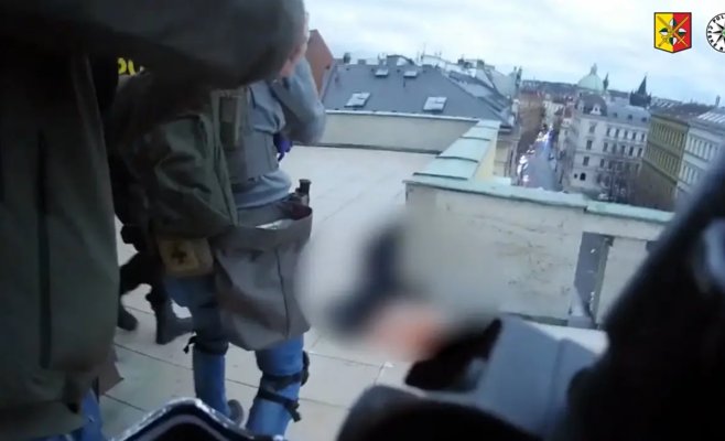 Закрытие дела о стрельбе на факультете в Праге займет еще месяцы