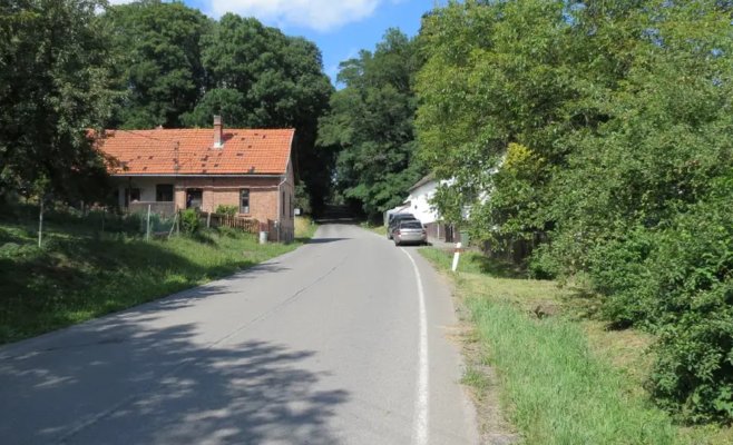 На обочине дороги в Ново-Йичинском районе найден мёртвый велосипедист