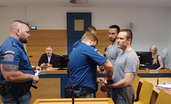 Полицейский пес никогда не ошибается? Молодые люди, осужденные за убийство пенсионера пытаются добиться нового процесса