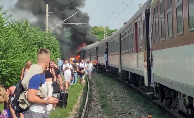 Скоростной поезд из Праги столкнулся с автобусом в Словакии: Семь погибших
