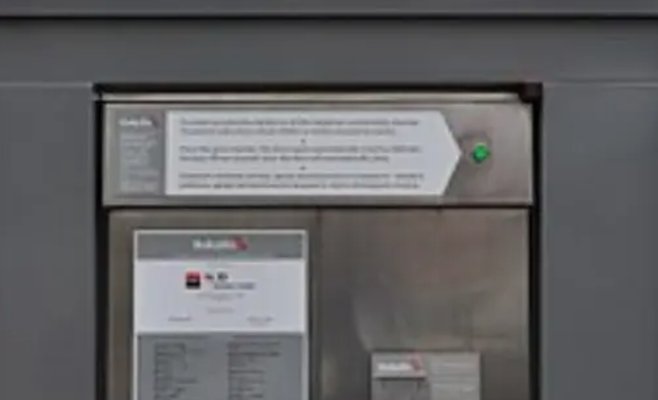 Еще был соединен с плацентой. В Соколове в бэби-бокс положили мальчика