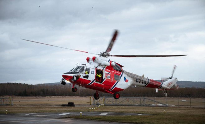 Серьезное ДТП перекрыло главную трассу из Пльзеня в Ческе-Будеёвице