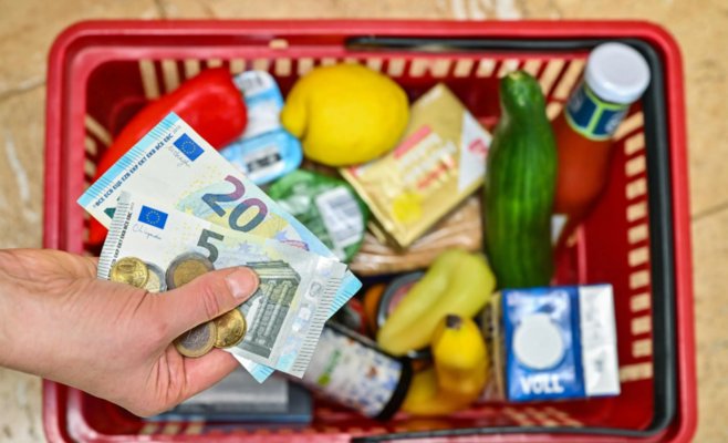 Инфляция в еврозоне в июне снизилась до 2,5%