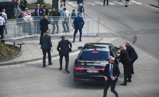 Покушение на Фица в Словакии расследуют как теракт
