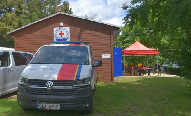 Несчастный старт каникул: юноша прыгнул в воду, велик риск остаться парализованным