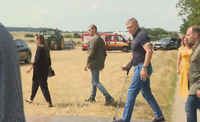 Фицо с французской тростью контролировал ход сбора урожая