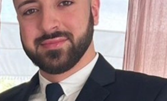 В Британии убийца связал и застрелил из арбалета жену и дочерей комментатора BBC