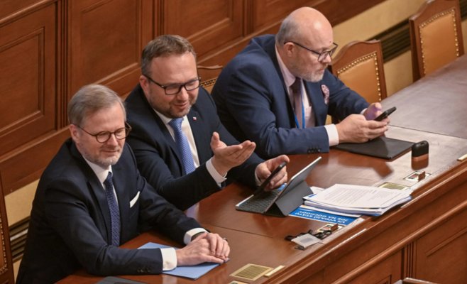 Пенсионная реформа в Чехии: матеря потеряют сотни тысяч крон