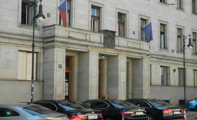 Отчисления на медицинское страхование для государственных застрахованных увеличатся до 2127 крон в месяц