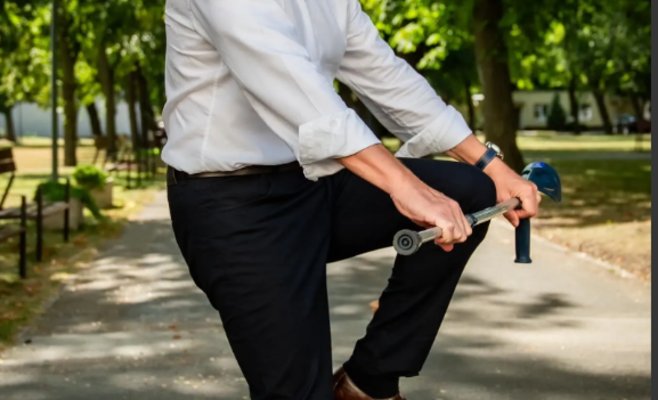 Что не убивает, делает сильнее: Фицо отбросил костыли