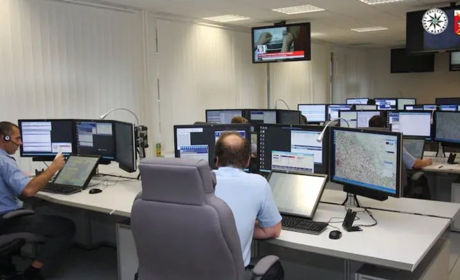 Разгневанная пенсионерка из Брно требовала решения проблемы на экстренной линии: Ей грозит крупный штраф