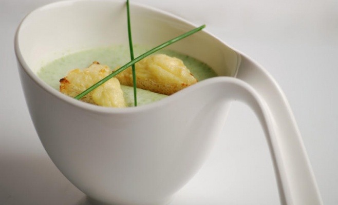 Bed Lounge Restaurant & Bar