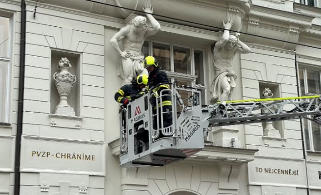 Трагедия в центре Праги: обвал карниза унес жизнь 46-летнего хирурга из Одессы