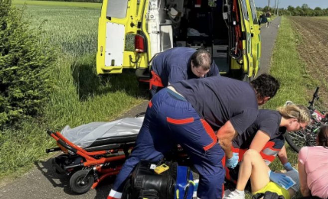 Маленькая героиня: Как восьмилетняя девочка поблагодарила спасателей за помощь после страшной аварии