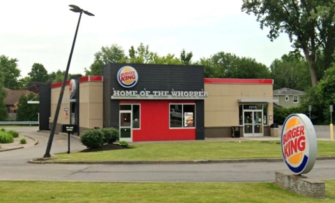 Мама, я не хочу кетчуп! В бургере четырехлетней девочки оказалась кровь с пальца повара