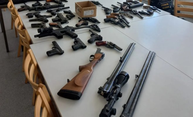 Житель Бланенска хранил дома 19 оружий и стрелял ночью рядом с деревней