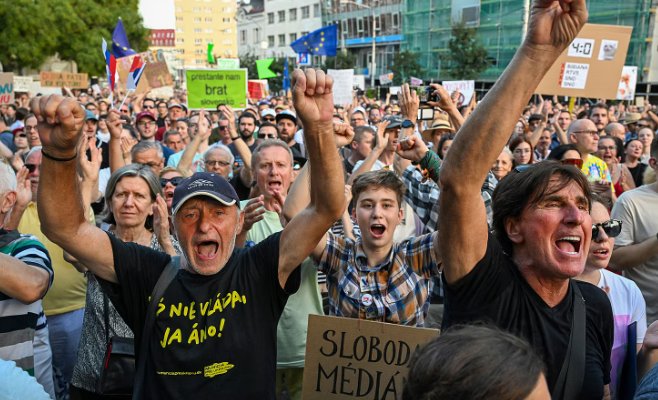 Фицо предсказывает новый покушение на члена правящей коалиции после протестов