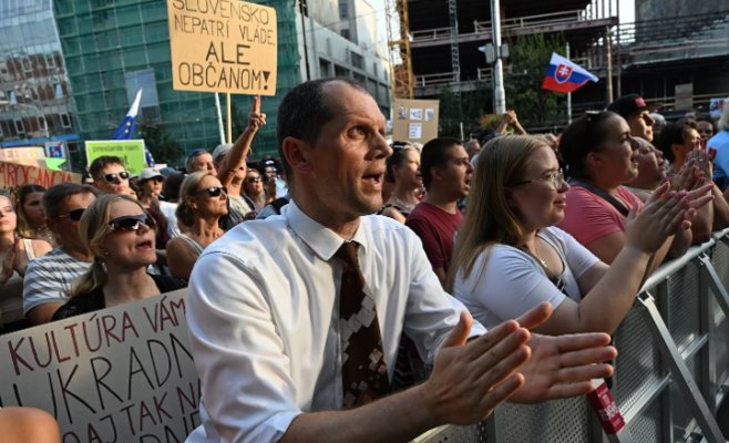 Фицо предсказывает новый покушение на члена правящей коалиции после протестов