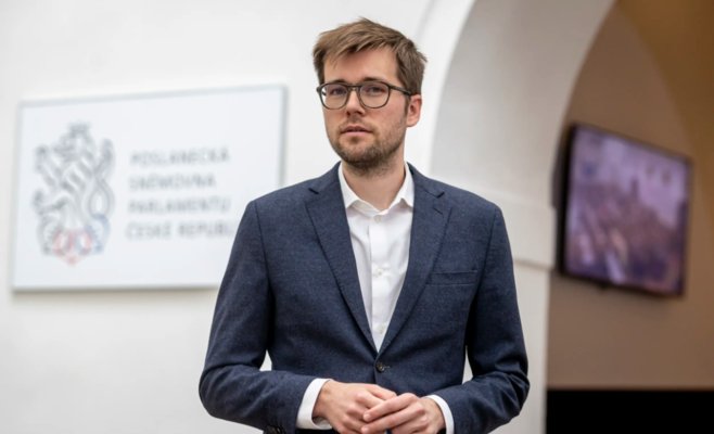 Пираты изменили позицию: отказ от идеи ограничить досрочные пенсии
