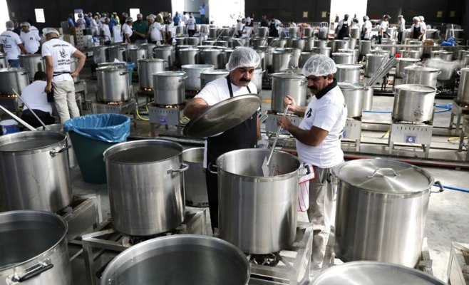 В немецком городке с населением 9 тысяч человек ожидают 50 тысяч мусульман