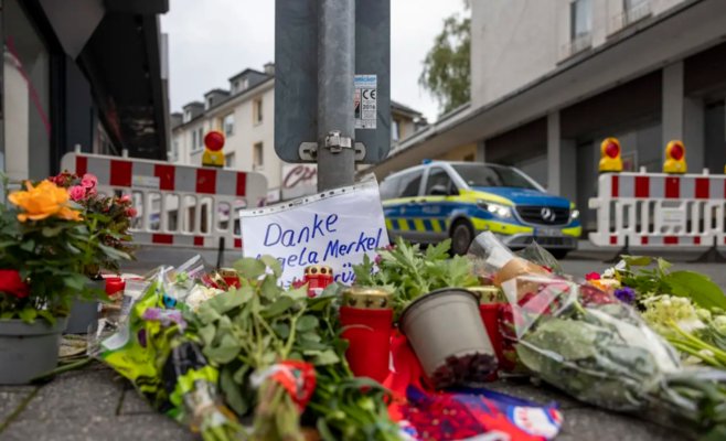 Убийца из Золингена должен был быть депортирован из Германии, но скрывался. Власти затем предоставили ему защиту