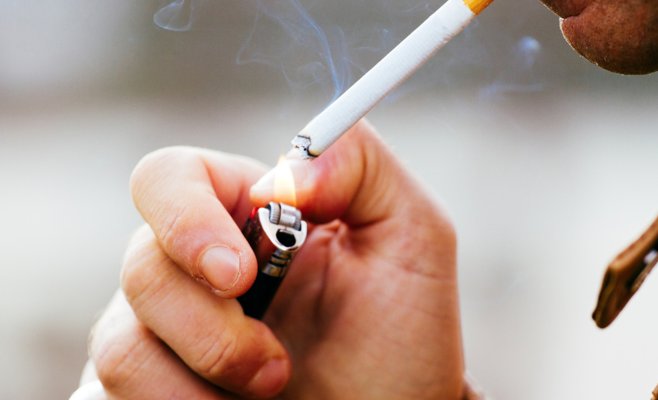 Государство ищет пути сокращения зависимости от сигарет, но эксперты сомневаются в их эффективности