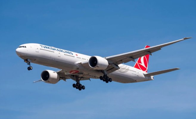Кошмар на борту Turkish Airlines: шесть человек пострадали из-за сильных турбуленций