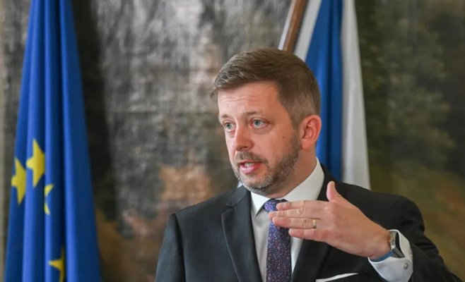 Злоупотребление пособиями беженцами? Министр внутренних дел Чехии усилил проверки