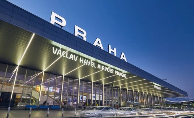 Аэропорт Праги предупреждает: продажа потерянного багажа на Facebook — мошенничество