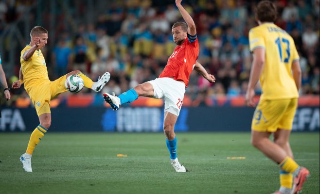 «Чехи, где вы были? Что мы вам сделали?» Вацлав Черны недоумевает, почему стадион в Эдене заполнили украинские фанаты