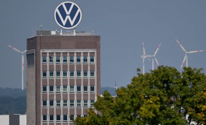 Европейский автопром в кризисе: Volkswagen сокращает производство, акции BMW на многолетнем минимуме