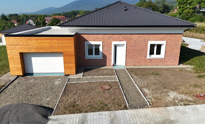 Резиденции возле Теплиц: Ваш новый дом в сердце природы — Прямо от застройщика.