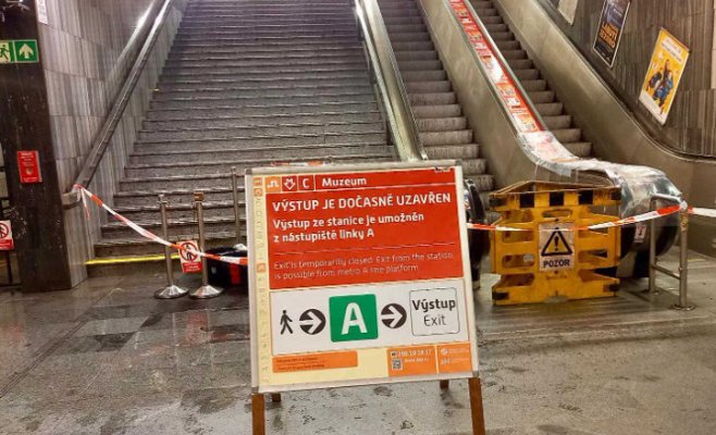 Река Бела в Есениках затопила первые дома, село Вишнёва отрезано от внешнего мира