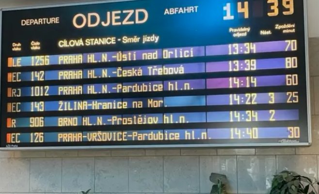 Из-за экстремальной погоды в Чехии остановлены поезда на десятках маршрутов