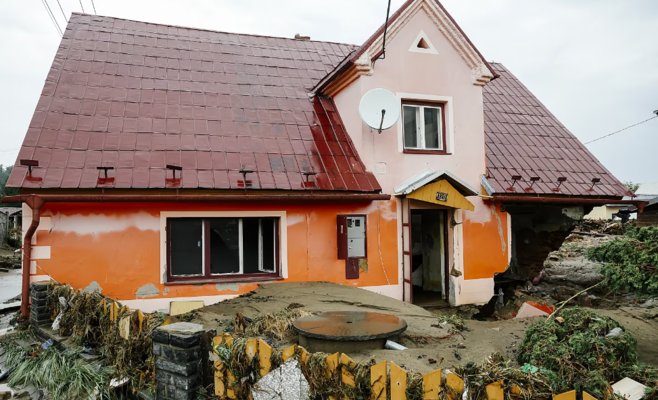 Экстренная помощь пострадавшим от наводнений: выплаты, компенсации и поддержка от государства