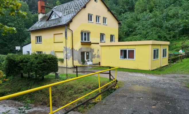 Больницы, пострадавшие от наводнения: ограниченный режим работы и ущерб на миллионы