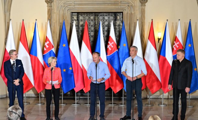 Чехия получит 50 миллиардов крон из фондов ЕС на ликвидацию последствий наводнений, заявил премьер-министр