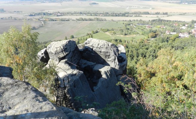 Уже 18 лет полиция ищет убийцу новорождённой девочки, найденной туристами