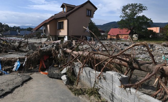 Государство выплатило более 74 млн. крон на помощь пострадавшим от наводнений