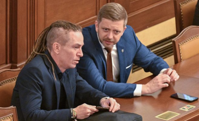 Иван Бартош не собирается призывать STAN покинуть правительство