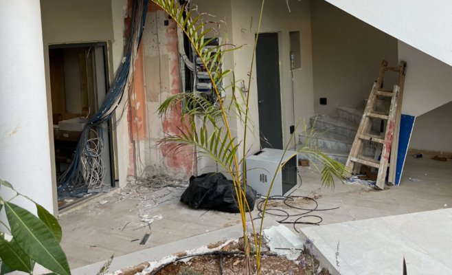 Заплатили за 4-звездочную поездку, а попали на стройку: семейство намерено судиться с турфирмой