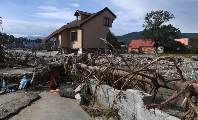 Недостаточные выплаты за ущерб после наводнений? Можно подать жалобу в ЧОИ или к специальному омбудсмену