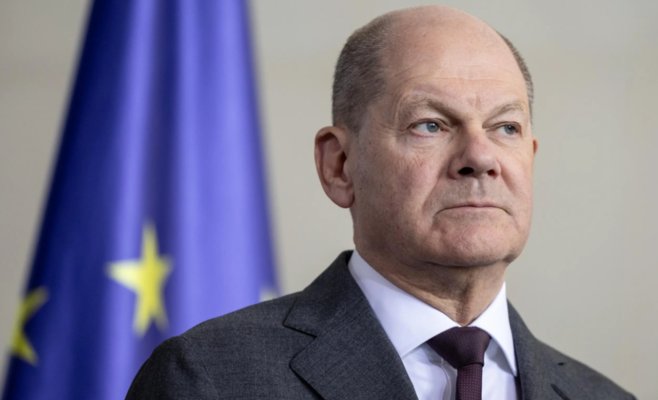 Шольц собирается позвонить Путину спустя два года
