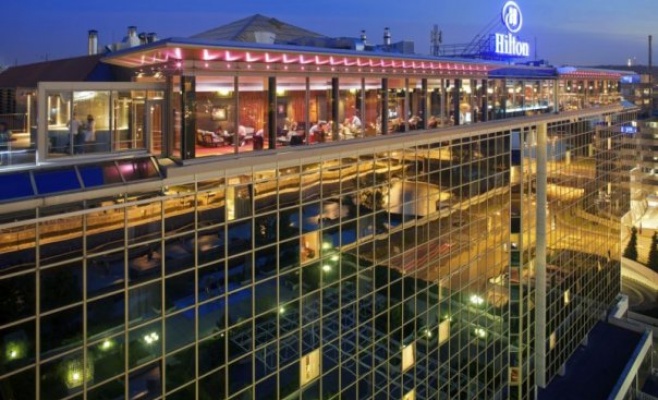 Cloud 9 Sky Bar & Lounge