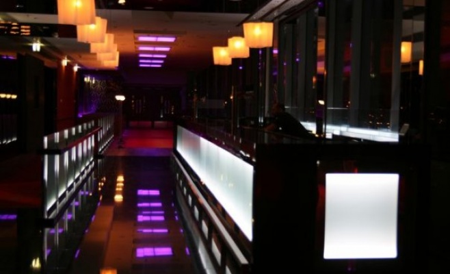 Cloud 9 Sky Bar & Lounge