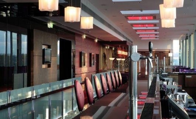 Cloud 9 Sky Bar & Lounge