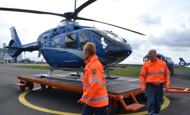 Возможно, они молчали. Спасатели рассказали, как тяжело пережить смерть ребенка